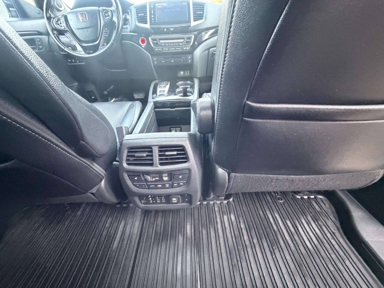 Used 2016 Honda Pilot Elite image 31
