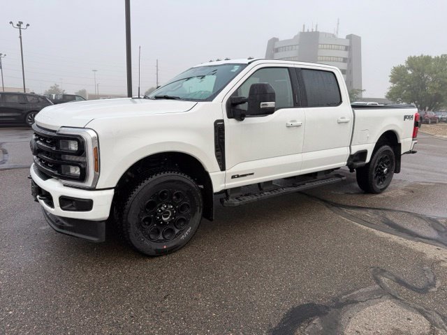 Used 2024 Ford F350 Lariat w/ Black Appearance Package AWD/4WD image 6