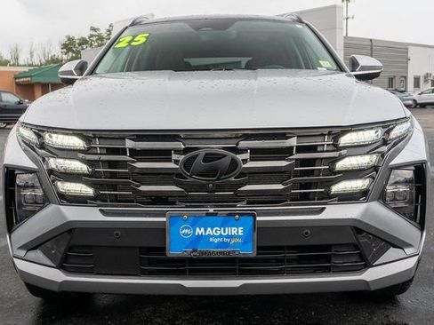 Used 2025 Hyundai Tucson Limited AWD/4WD image 3