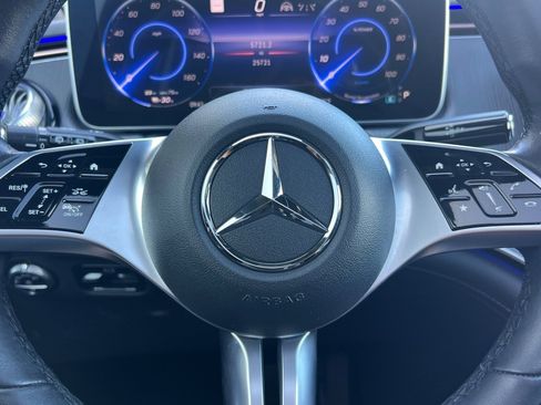 Used 2023 Mercedes-Benz EQE 350+ 4MATIC SUV image 11