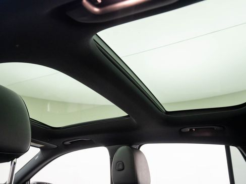 Used 2021 Mercedes-Benz GLA 250 4MATIC image 18