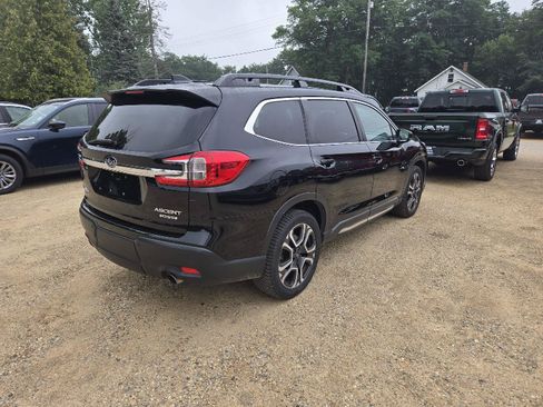 Used 2024 Subaru Ascent Limited AWD/4WD image 4