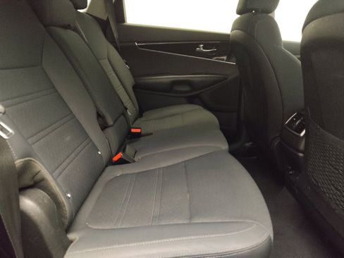 Used 2020 Kia Sorento FWD V6 image 19