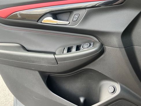 Used 2025 Chevrolet TrailBlazer RS w/ Convenience Package image 24