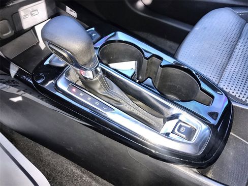 Used 2025 Chevrolet Trax LT image 19