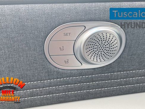 New 2025 Hyundai Elantra Limited image 15