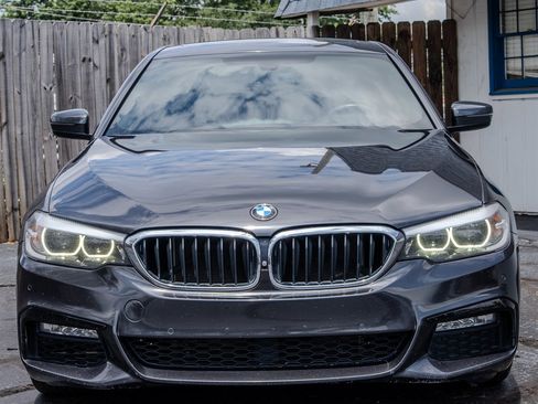 Used 2018 BMW 540i image 8
