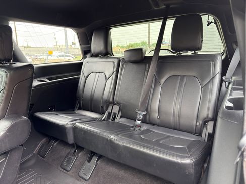 Used 2019 Ford Expedition Limited w/ Special Edition Package AWD/4WD image 21