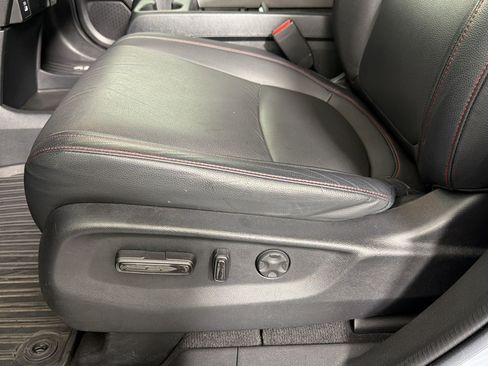 Used 2023 Honda Odyssey Sport image 12