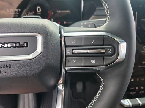 New 2026 GMC Acadia Denali Ultimate FWD image 27