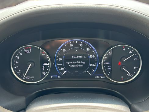 Used 2022 Buick Enclave Avenir w/ Avenir Technology Package AWD/4WD image 19