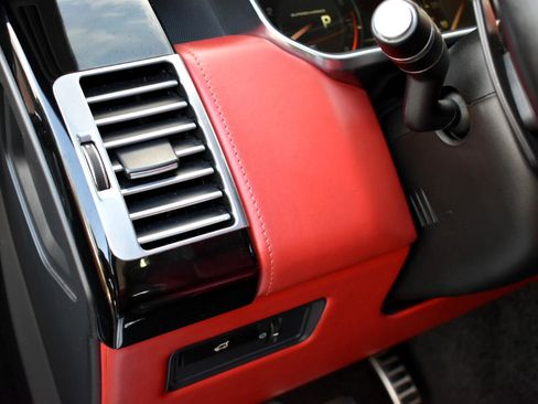 Used 2014 Land Rover Range Rover Autobiography image 38