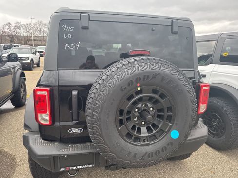 New 2026 Ford Bronco Big Bend w/ Black Diamond Package image 8