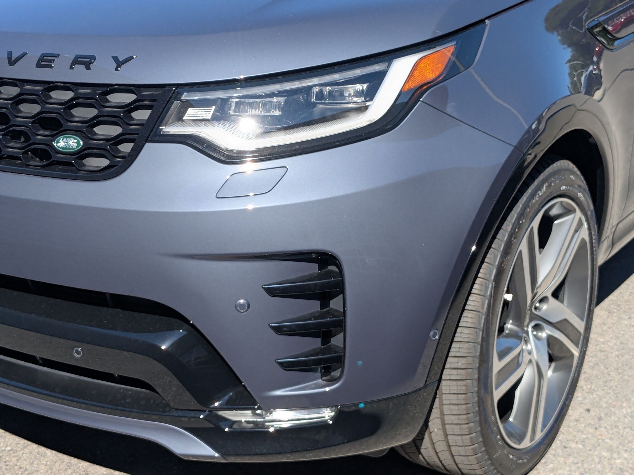 New 2026 Land Rover Discovery Dynamic SE AWD/4WD image 9
