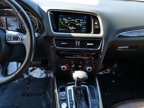 Used 2017 Audi Q5 3.0T Premium Plus w/ Technology Package image 21