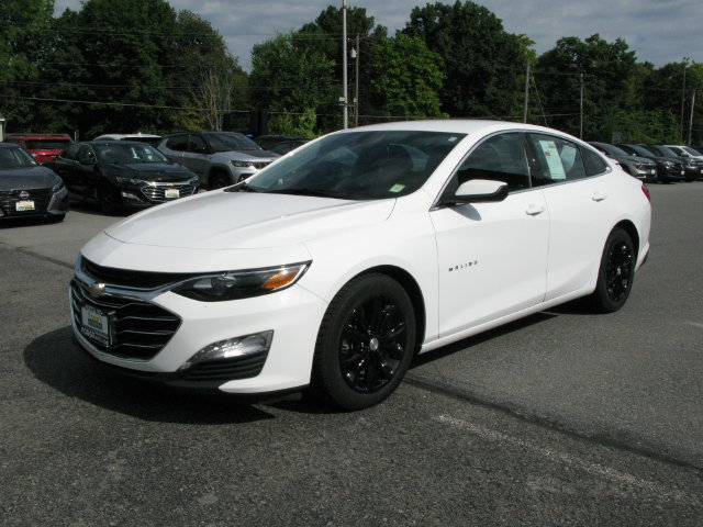 Used 2024 Chevrolet Malibu LT FWD image 9