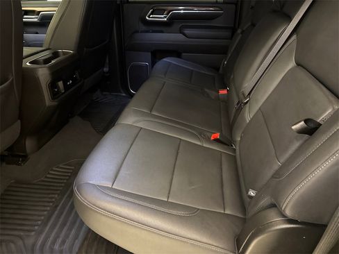 Used 2024 Chevrolet Silverado 2500 LT w/ Texas Edition image 20