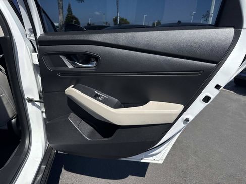 Certified 2023 Honda Accord EX image 29