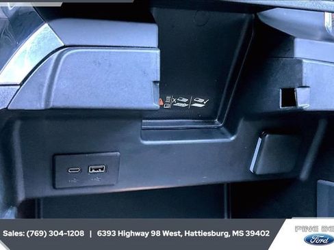 Used 2023 Chevrolet Silverado 1500 High Country w/ High Country Premium Package image 24