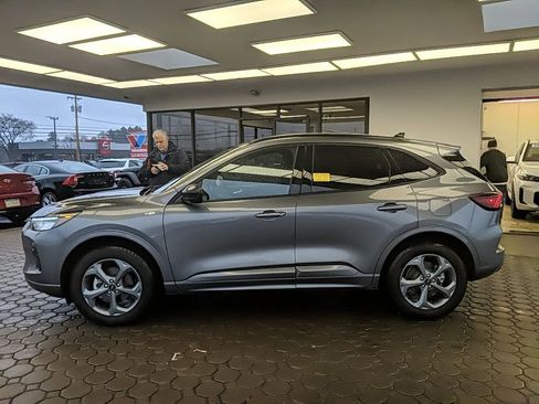 Used 2024 Ford Escape ST-Line w/ Tech Pack #1 image 9