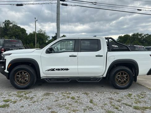 Used 2024 Nissan Frontier SV w/ Hardbody Edition image 6