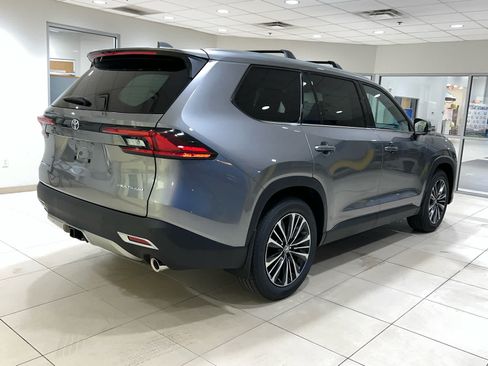 New 2026 Toyota Grand Highlander AWD Hybrid image 5
