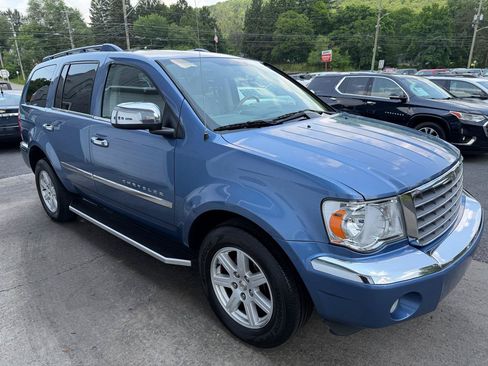Used 2007 Chrysler Aspen Limited w/ PWR Convenience Group RWD image 3