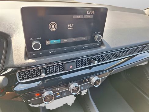 Used 2022 Honda Civic Sport image 12