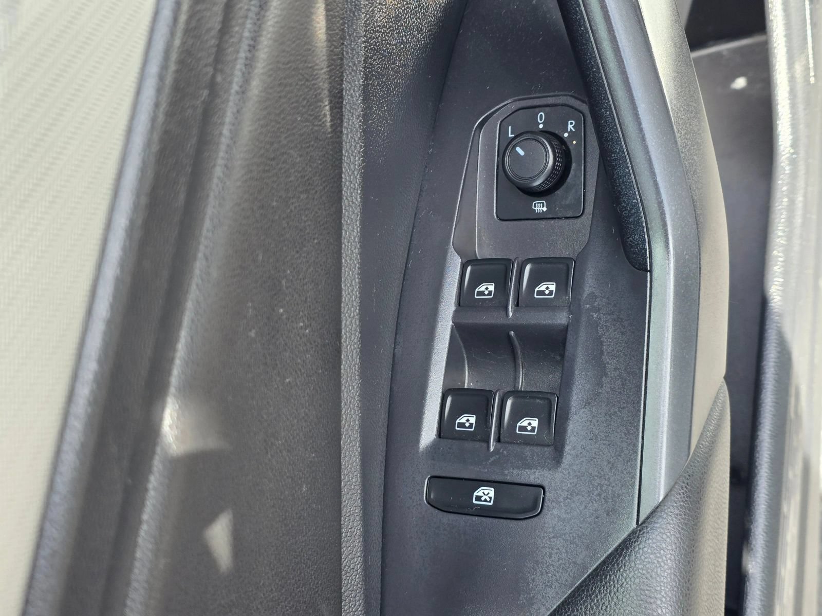 Used 2019 Volkswagen Jetta S w/ Driver Assistance Package FWD image 24