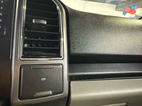 Used 2018 Ford F150 XLT AWD/4WD image 23