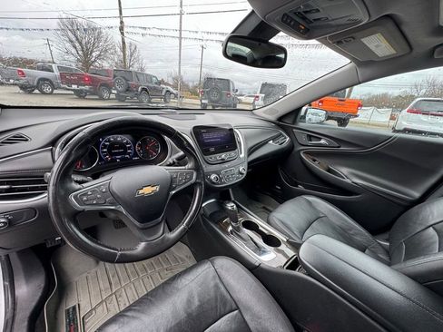 Used 2020 Chevrolet Malibu Premier image 18
