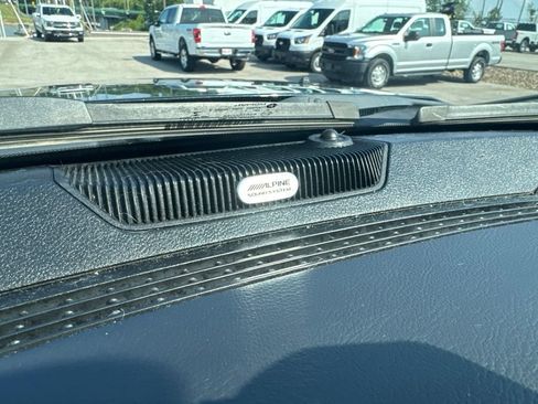 Used 2018 RAM 1500 Laramie AWD/4WD image 24