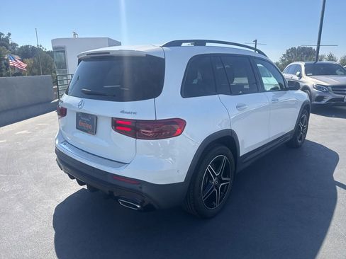 Used 2024 Mercedes-Benz GLB 250 4MATIC w/ Pinnacle Package image 5