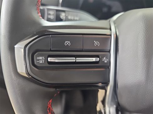 Certified 2023 Chevrolet Colorado Z71 w/ Z71 Convenience Package 2 image 21