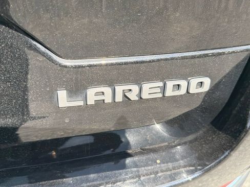 Used 2024 Jeep Grand Cherokee Laredo w/ Luxury Tech Group I AWD/4WD image 11