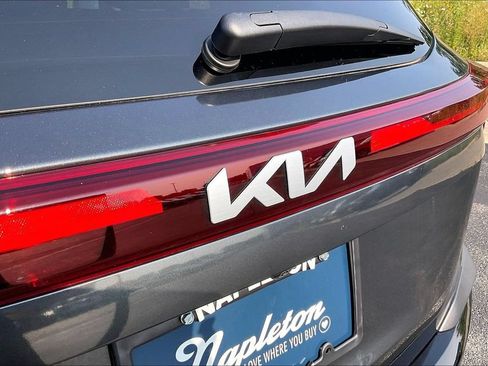 Used 2025 Kia Seltos S AWD/4WD image 8