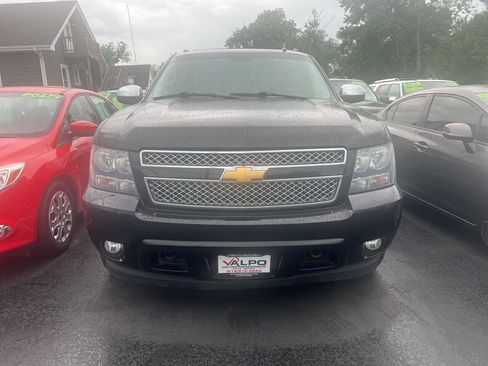 Used 2012 Chevrolet Avalanche LTZ image 3