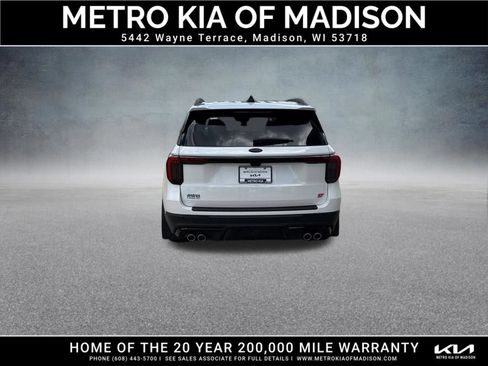 Used 2025 Ford Explorer ST w/ Sun And Sound Package AWD/4WD image 6