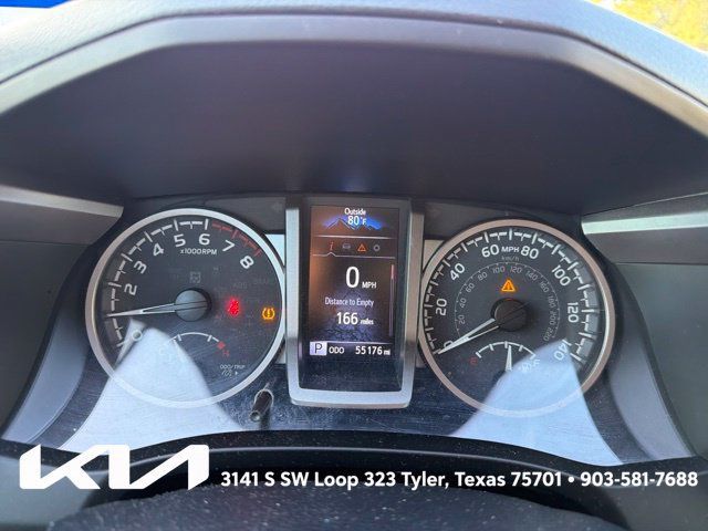 Used 2022 Toyota Tacoma SR5 RWD image 16