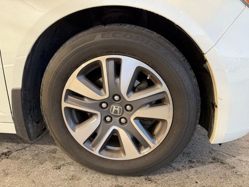 Used 2016 Honda Odyssey Touring image 11