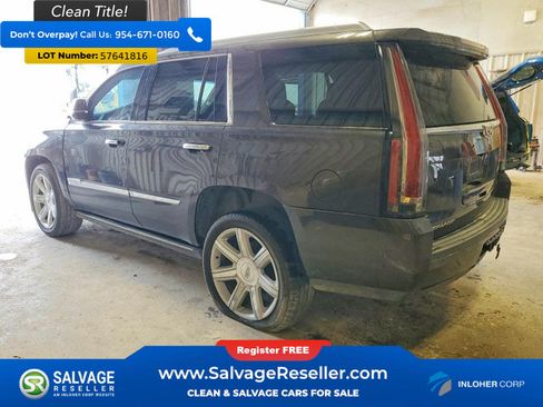 Used 2018 Cadillac Escalade Premium Luxury RWD image 3