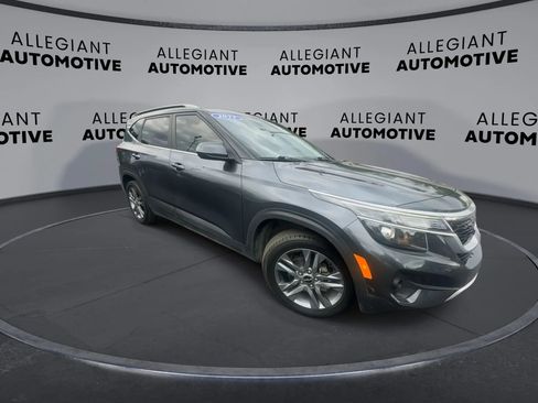 Used 2022 Kia Seltos S FWD image 4