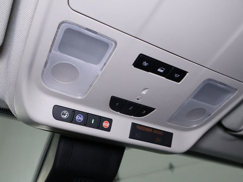 Used 2019 Buick Envision Premium image 28