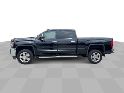 Used 2016 GMC Sierra 2500 SLT w/ Duramax Plus Package AWD/4WD image 6