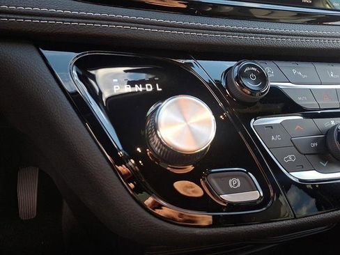 New 2026 Chrysler Pacifica Select image 12