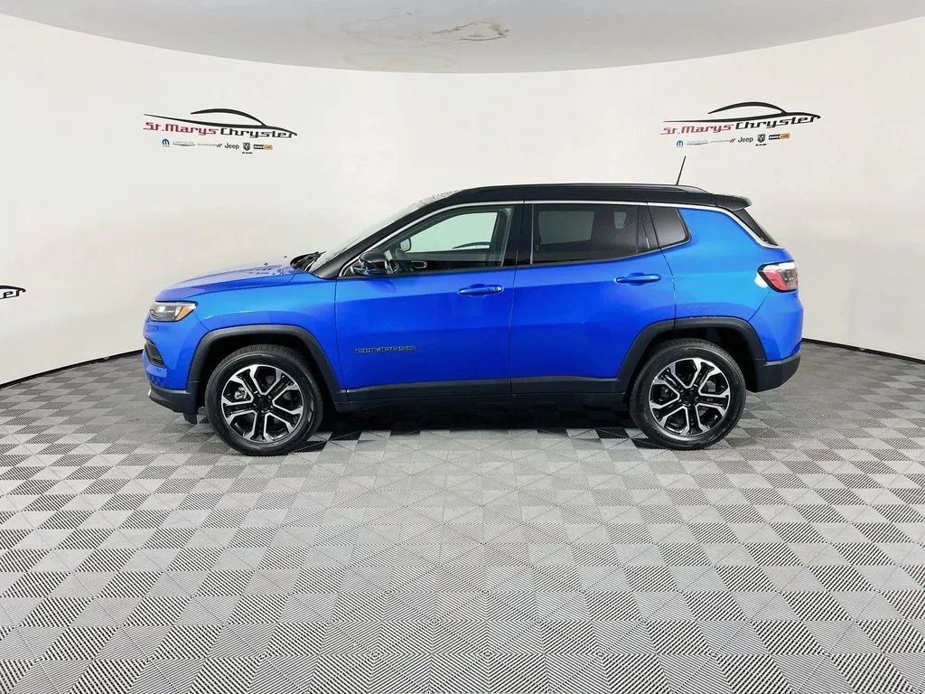 Used 2023 Jeep Compass Limited AWD/4WD image 5