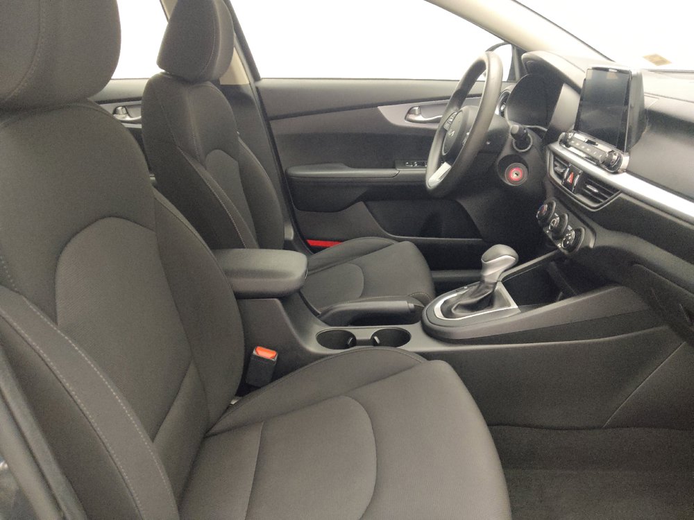 Used 2024 Kia Forte LXS w/ LXS Technology Package FWD image 21