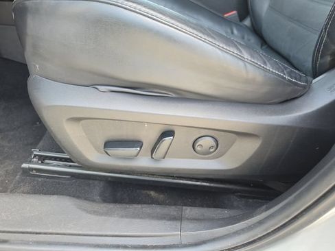 Used 2022 Mitsubishi Outlander SE AWD/4WD image 18