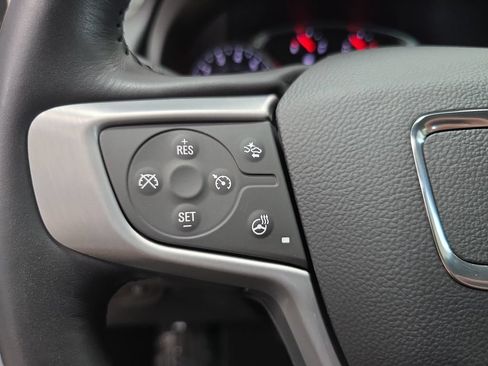 Used 2022 GMC Terrain SLT AWD/4WD image 17