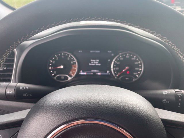 Used 2021 Jeep Renegade Latitude AWD/4WD image 32